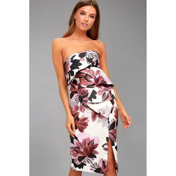 slim fit dress slacks For Love & Lemons Fallen Rose Maxi - Black main image 0